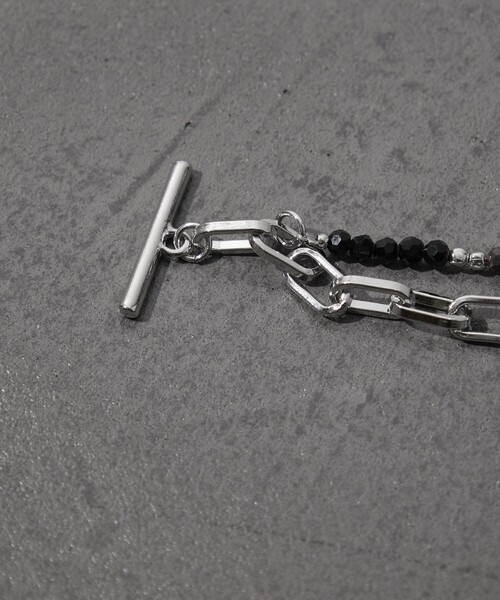 FREAK'S STORE（フリークスストア）の「レイヤードビーズブレスレット（ブレスレット・メンズ・ブラック/シルバー・ONE SIZE）」の8枚目の写真
