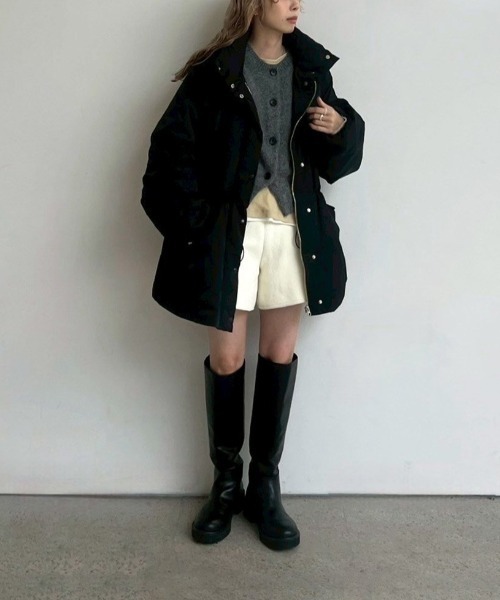 anuke（アンヌーク）の「anuke Crewneck Botton Vest クルーネック