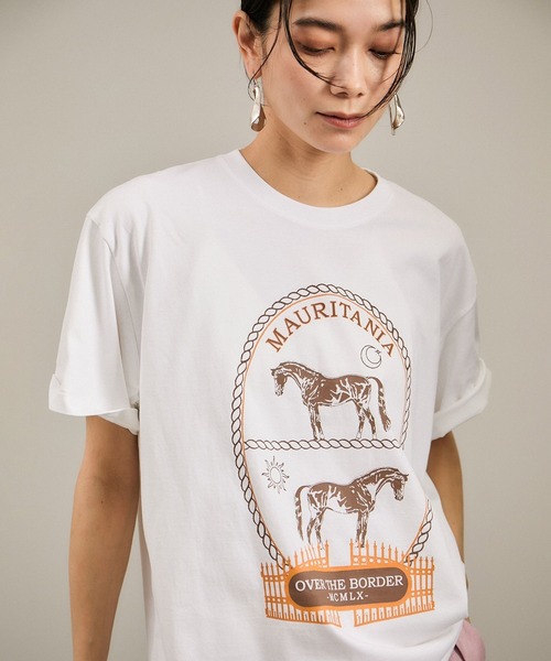Over the Border グラフィックプリントTEE / レタリングTシャツ