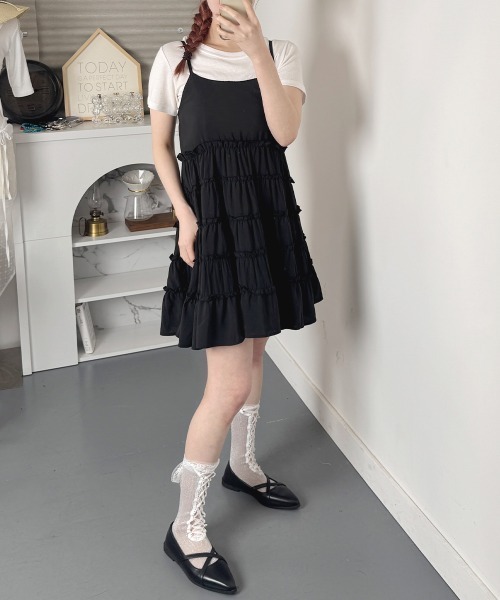 VIVID LADY(ビビッドレディー)の「ティアードキャミワンピース(ワンピース・レディース・ブラック/グレー/ホワイト・FREE)」の21枚目の写真