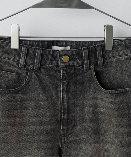 WYM LIDNM（ウィム バイ リドム）の「CURVED SEAM DENIM WIDE SHORTS（その他パンツ・メンズ・グレー/ブラック・S/M/L）」の16枚目の写真