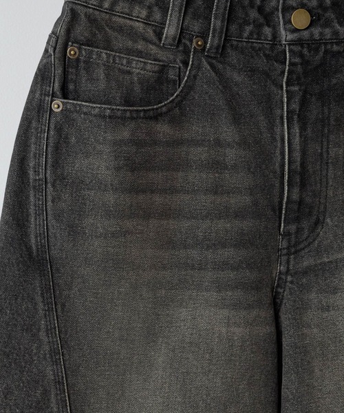 WYM LIDNM（ウィム バイ リドム）の「CURVED SEAM DENIM WIDE SHORTS（その他パンツ・メンズ・グレー/ブラック・S/M/L）」の18枚目の写真