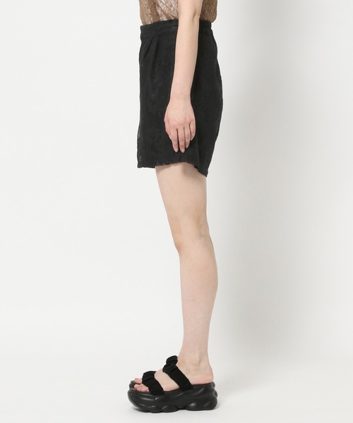 mysty woman（ミスティウーマン）の「【セットアップ着用可】レーシーショートパンツ 574581（その他パンツ・レディース・ブラック/オフホワイト・FREE）」の12枚目の写真