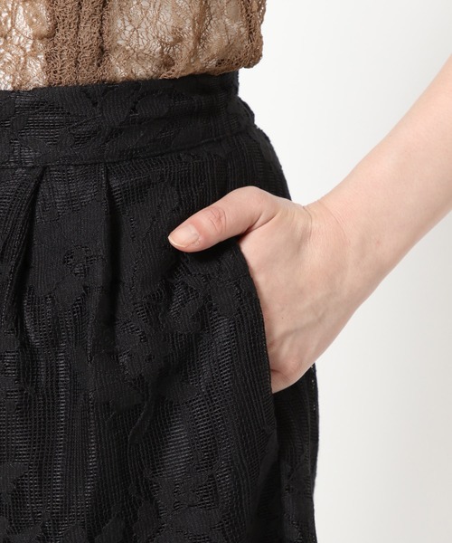 mysty woman（ミスティウーマン）の「【セットアップ着用可】レーシーショートパンツ 574581（その他パンツ・レディース・ブラック/オフホワイト・FREE）」の8枚目の写真