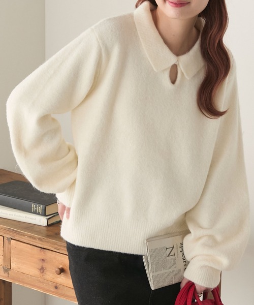 【BLAMINK】アイボリーウールポロニット セール】【ふわふわメレンゲニット】パールボタンボリュームスリーブ