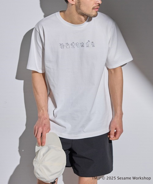 for/c(フォーシー)の「SESAME STREET / Tシャツ(UNISEX)【サスティナブル】(Tシャツ/カットソー・レディース・オフホワイト/スミクロ・4/3/2/1)」の10枚目の写真