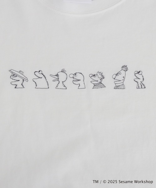 for/c(フォーシー)の「SESAME STREET / Tシャツ(UNISEX)【サスティナブル】(Tシャツ/カットソー・レディース・オフホワイト/スミクロ・4/3/2/1)」の13枚目の写真
