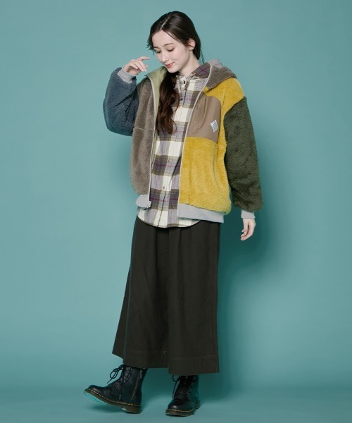 KRIFF MAYER Lady's Collection(クリフメイヤーレディースコレクション)の「【2WAY・リバーシブル】ひっくりジャケット(その他アウター・レディース・ブラック/その他5/カラフル/その他6/カーキ/グレイッシュベージュ・LARGE/MEDIUM)」の11枚目の写真