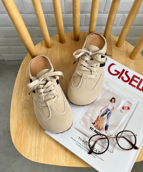 CLEA（クレア）の「スウェードタッチサボスニーカー（スニーカー・レディース・ブラウン/ベージュ/イエロー・23.5cm/24.5cm）」の21枚目の写真