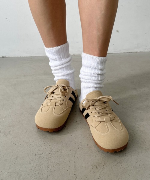 CLEA（クレア）の「スウェードタッチサボスニーカー（スニーカー・レディース・ブラウン/ベージュ/イエロー・23.5cm/24.5cm）」の15枚目の写真