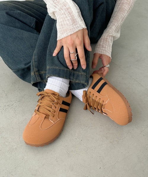 CLEA（クレア）の「スウェードタッチサボスニーカー（スニーカー・レディース・ブラウン/ベージュ/イエロー・23.5cm/24.5cm）」の6枚目の写真