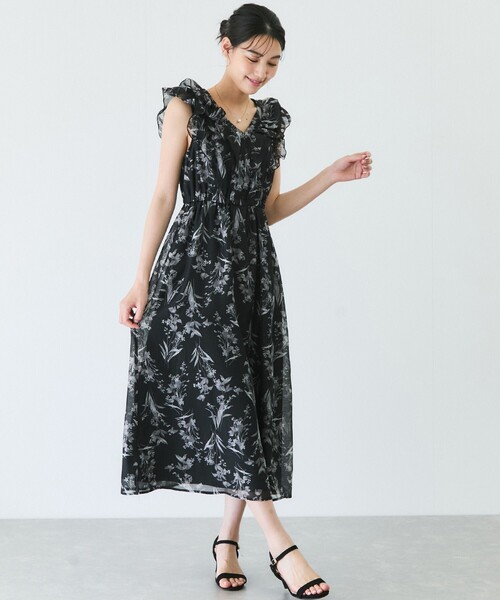 Jayro(ジャイロ)の「花柄フリルワンピース(ワンピース・レディース・ホワイト系その他2/ブラック/グレー系その他・M)」の5枚目の写真