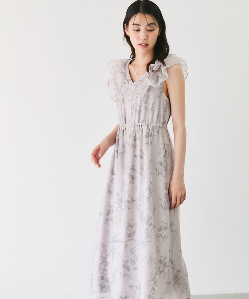 Jayro(ジャイロ)の「花柄フリルワンピース(ワンピース・レディース・ホワイト系その他2/ブラック/グレー系その他・M)」の11枚目の写真