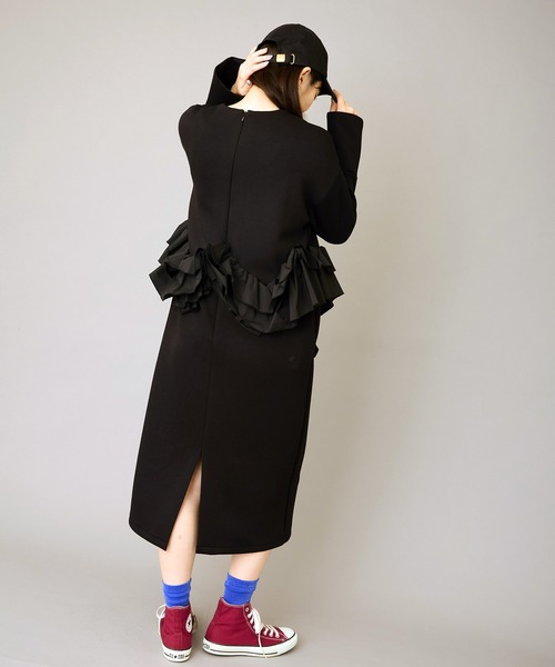 FLUMOR（フラマー）の「フリルデザインジャージードレス【入卒式】【オケージョン】【結婚式二次会・パーティー】（ワンピース・レディース・ブラック・38）」の5枚目の写真
