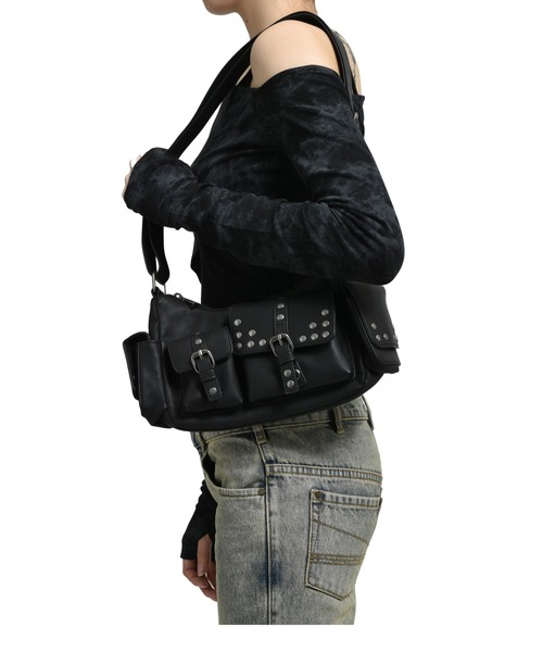 VIVAMUS(ヴィヴァムス)の「MINI SHOULDER BAG(ショルダーバッグ・レディース・ブラック・OS)」の2枚目の写真