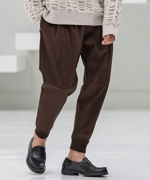 CAMBIO(カンビオ)の「mp13860-Suede Like Back Shaggy Ponti Jogger Pants ジョガーパンツ(その他パンツ・メンズ・ブラック/ブラウン・S/M/L)」の1枚目の写真
