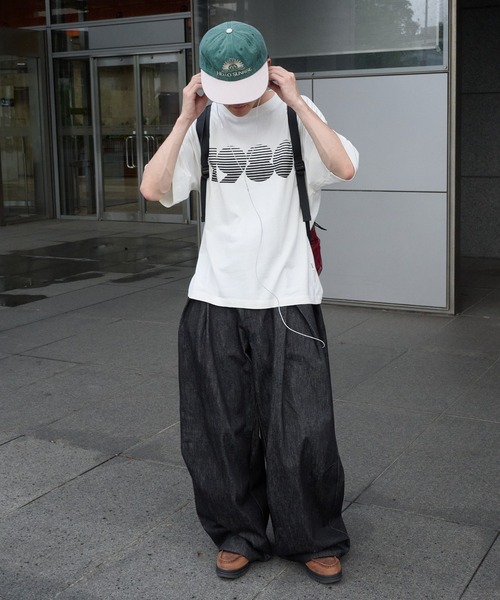 Perushu(ペルーシュ)の「ハトメループリジットワイドタックデニム(デニムパンツ・メンズ・インディゴブルー/ブラック・SMALL/MEDIUM/LARGE)」の11枚目の写真