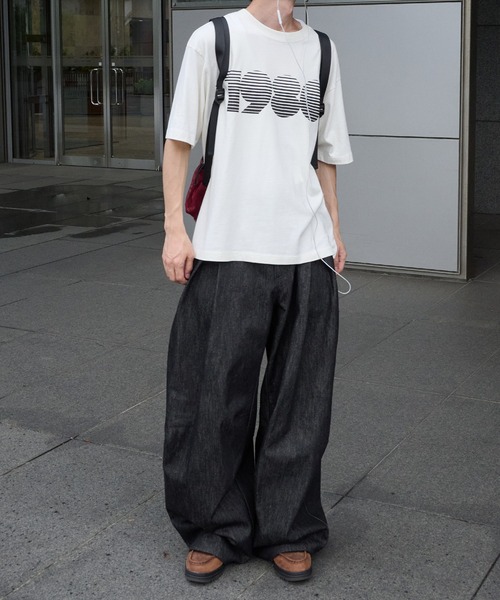 Perushu(ペルーシュ)の「ハトメループリジットワイドタックデニム(デニムパンツ・メンズ・インディゴブルー/ブラック・SMALL/MEDIUM/LARGE)」の9枚目の写真