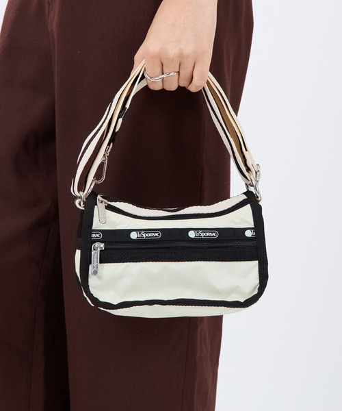 LeSportsac(レスポートサック)の「SMALL LOAF CROSSBODY スペクテイターサンドバー/ブラック(ショルダーバッグ・レディース・ホワイト・FREE)」の6枚目の写真