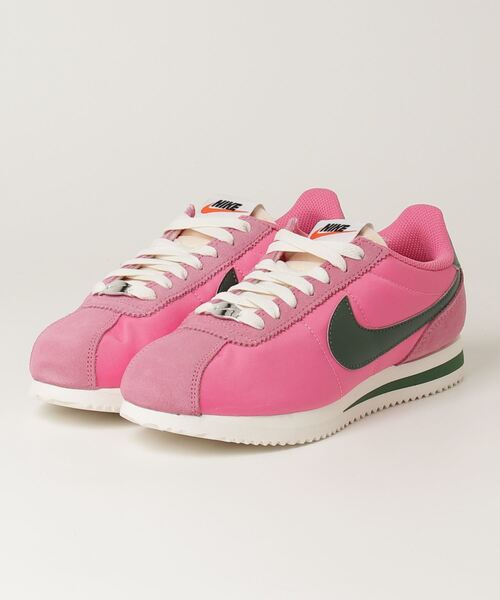 NIKE(ナイキ)の「NIKE WMNS CORTEZ IH2361-600(スニーカー・レディース・ピンク・24㎝/24.5㎝/23㎝/23.5㎝/25㎝)」の4枚目の写真
