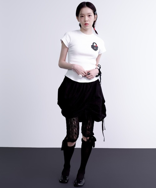 tシャツ A'GEM/9 × .kom 「KEYMISERY」スモールロゴ Tシャツ レディース KEYMISERY tシャツ A'GEM/9 × .kom 「KEYMISERY」スモールロゴ T