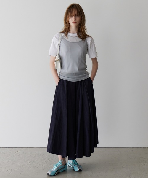 LE CIEL BLEU(ルシェルブルー)の「レイヤードキャミトップ / Layered Cami Top(キャミソール・レディース・オフホワイト/ライトブルー/ブラック・36)」の15枚目の写真