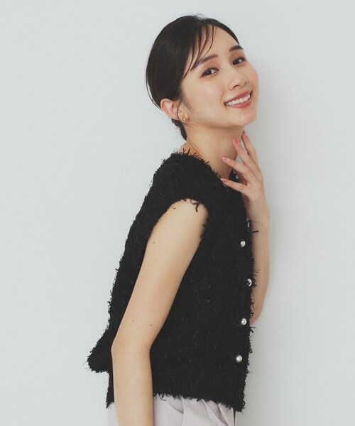 index（インデックス）の「《Can Cam掲載》フリンジシャギーコンパクトベスト【洗濯機洗い可】（ベスト・レディース・パープル/ブラック/オフホワイト・40/38/42）」の9枚目の写真