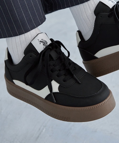 U.S. POLO ASSN.(ユーエスポロアッスン)の「U.S. POLO ASSN. /ユーエスポロアッスン 別注 ワンポイントロゴ 配色ボリュームソールスニーカー(スニーカー・レディース・ブラック/ホワイト・25cm/24cm/23.5cm)」の15枚目の写真