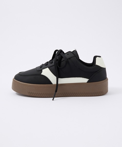 U.S. POLO ASSN.(ユーエスポロアッスン)の「U.S. POLO ASSN. /ユーエスポロアッスン 別注 ワンポイントロゴ 配色ボリュームソールスニーカー(スニーカー・レディース・ブラック/ホワイト・25cm/24cm/23.5cm)」の6枚目の写真