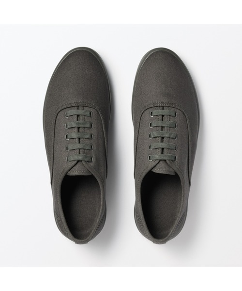 無印良品（ムジルシリョウヒン）の「婦人　柔らかい中敷を使用した　撥水キャンバススニーカー（スニーカー・レディース・ブラック/キャメル/チャコールグレー/オフホワイト・22.5cm/23.0cm/23.5cm/24.0cm/24.5cm/25.0cm）」の22枚目の写真