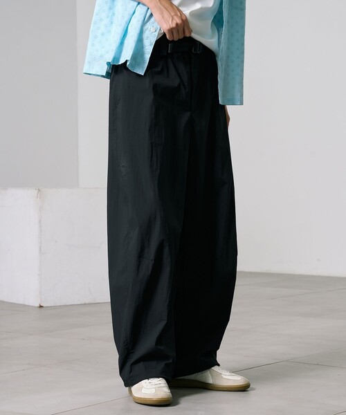 PUBLIC TOKYO（パブリックトウキョウ）の「ユーティリティイージーパンツ（その他パンツ・メンズ・ダークブラウン/ブラック・2/1）」の4枚目の写真