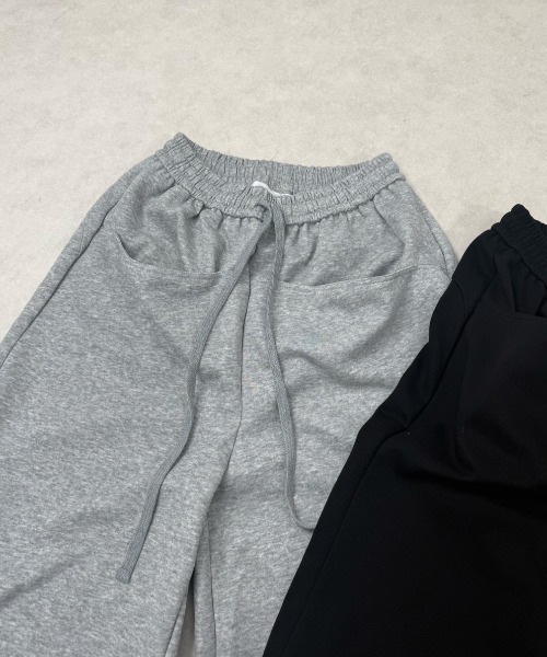 Never mind the XU / Chikashitsu+(ネバーマインド ザ エックスユー / チカシツプラス)の「【Nerd out XU】straight loose sweat shorts / 【ナードアウトエックスユー】ストレートルーズワイドスウェットハーフパンツ(スウェットパンツ・メンズ・グレー/ブラック・M/XL)」の20枚目の写真