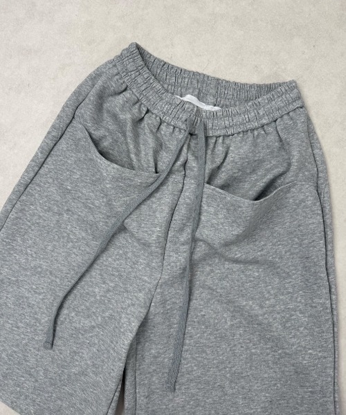 Never mind the XU / Chikashitsu+(ネバーマインド ザ エックスユー / チカシツプラス)の「【Nerd out XU】straight loose sweat shorts / 【ナードアウトエックスユー】ストレートルーズワイドスウェットハーフパンツ(スウェットパンツ・メンズ・グレー/ブラック・M/XL)」の21枚目の写真