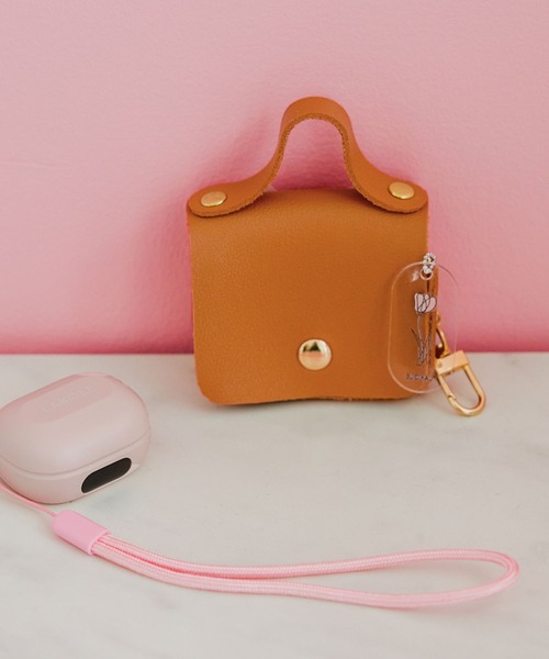 LAKOLE(ラコレ)の「FLOWERイヤホンケース / 582025(ヘッドフォン/イヤホン・レディース・グリーン/ピンク/ブラウン・FREE)」の2枚目の写真