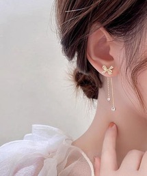 【IZU】 リボンモチーフ＆ロングチェーンピアス／上品2wayデザイン（ゴールド／シルバー）