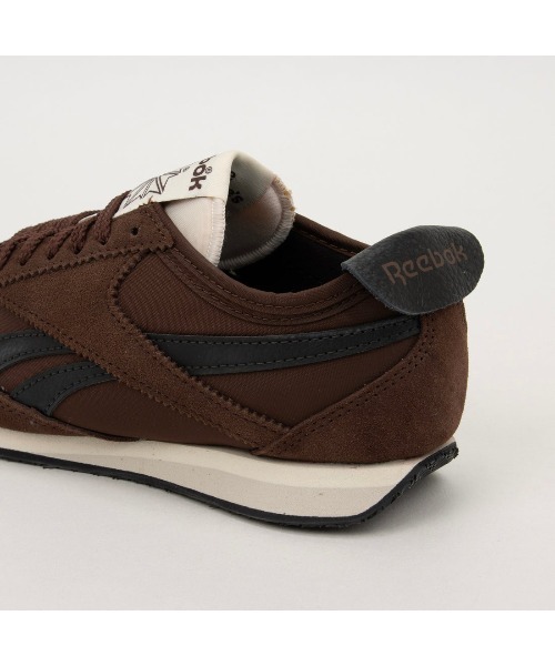 Reebok(リーボック)の「R400(スニーカー・メンズ・バーガンディー/ブラウン・23.5cm/25.5cm/27.0cm/27.5cm/28.0cm/26.5cm/28.5cm/24.5cm/24.0cm/26.0cm/25.0cm/23.0cm/29.0cm/22.5cm)」の18枚目の写真