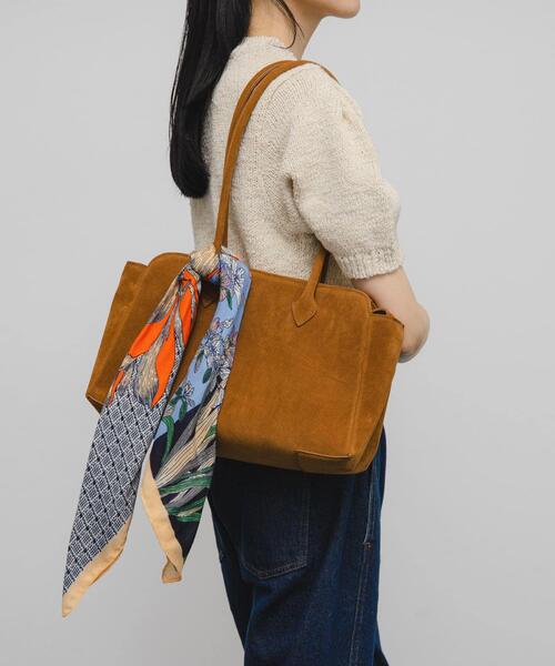 KBF（ケイビーエフ）の「フラワーデザインビッグスカーフ（バンダナ/スカーフ・レディース・オレンジ系その他/グリーン系その他・ONE）」の14枚目の写真