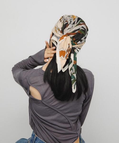 KBF（ケイビーエフ）の「フラワーデザインビッグスカーフ（バンダナ/スカーフ・レディース・オレンジ系その他/グリーン系その他・ONE）」の8枚目の写真