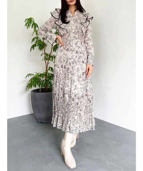 セール】【WEB限定カラーあり】ダブルフリルフラワープリーツ