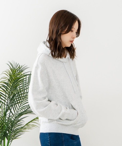 CONVERSE(コンバース)の「【CONVERSE/コンバース】発泡ロゴ グラフィック スウェットパーカー(スウェット・レディース・ライトグレー/レッド・MEDIUM)」の10枚目の写真