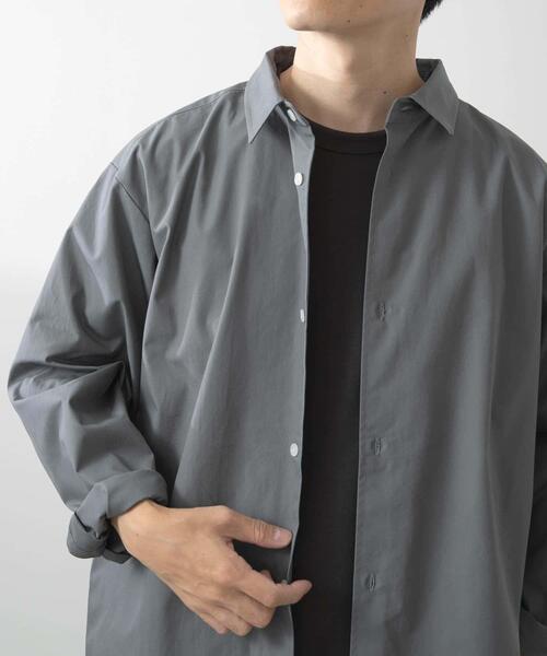 ITEMS URBANRESEARCH（アイテムズ アーバンリサーチ）の「コットン100ブロードレギュラーカラーシャツ（シャツ/ブラウス・メンズ・アイボリー/グレー系その他/ブルー・MEDIUM/LARGE）」の19枚目の写真