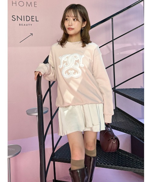 SNIDEL（スナイデル）の「【WEB限定/ボアコレクション】ボアロゴスウェット（スウェット・レディース・アイボリー/ライトピンク/ライトグレー/ネイビー・F）」の18枚目の写真