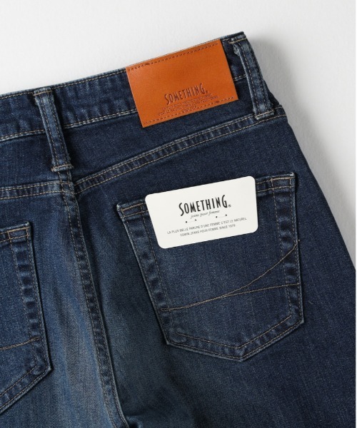 SOMETHING（サムシング）の「SOMETHING(サムシング)【レディース】「LISA」ワイドパンツ（デニムパンツ・レディース・ダークインディゴブルー・S/M/L/XS）」の4枚目の写真