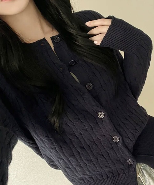 VIVID LADY（ビビッドレディー）の「ケーブル編み ニットカーディガン（カーディガン/ボレロ・レディース・レッド/グリーン/ネイビー/クリーム/グレー・FREE）」の17枚目の写真