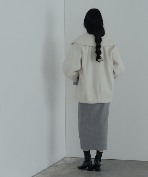 GALLEST（ギャレスト）の「ビッグカラーダブルフェイスコート（チェスターコート・レディース・チャコールグレー/オフホワイト・38）」の10枚目の写真