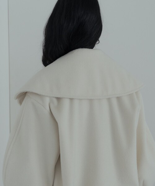 GALLEST（ギャレスト）の「ビッグカラーダブルフェイスコート（チェスターコート・レディース・チャコールグレー/オフホワイト・38）」の21枚目の写真