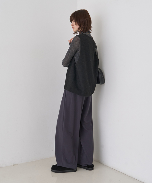Rouge vif(ルージュヴィフ)の「【セットアップ対応】ポリウーリングカルゼVネックベスト(ベスト・レディース・ブラック/ブラック系その他・フリー)」の19枚目の写真