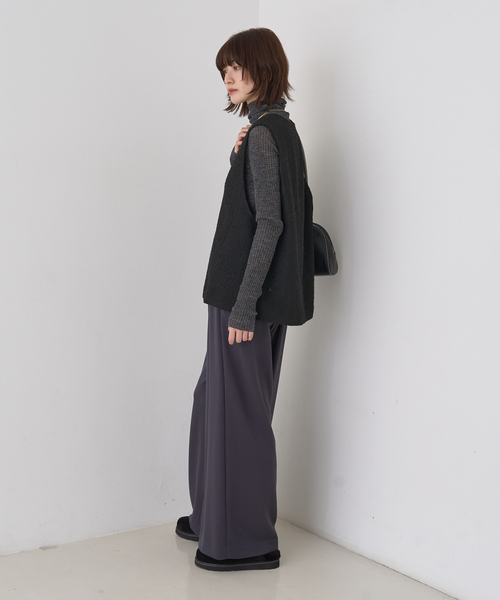 Rouge vif(ルージュヴィフ)の「【セットアップ対応】ポリウーリングカルゼVネックベスト(ベスト・レディース・ブラック/ブラック系その他・フリー)」の20枚目の写真