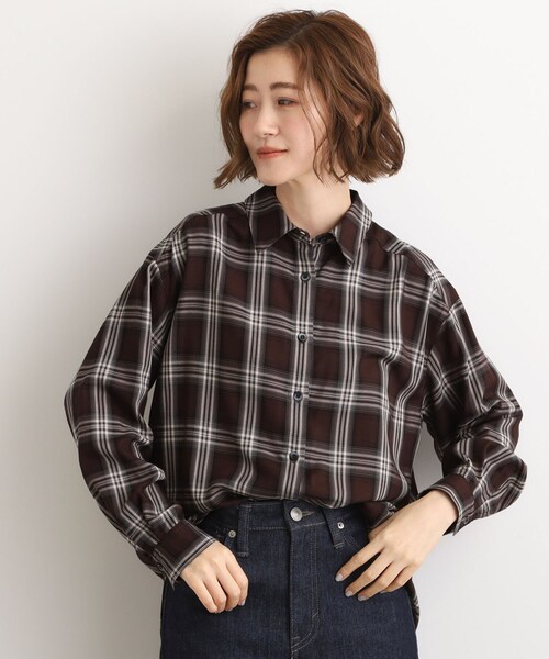 grove(グローブ)の「今の季節にちょうどいい オンブレーチェックシャツ(シャツ/ブラウス・レディース・ブラウン系その他2/ホワイト系4・02/03/05/04/01)」の1枚目の写真