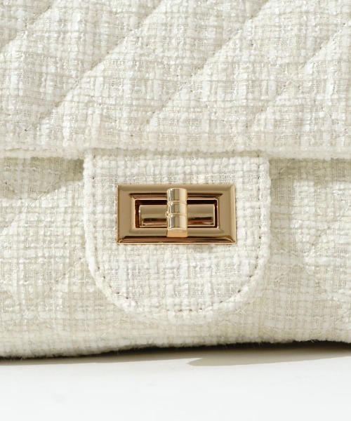 flower(フラワー)の「ツイードチェーンバッグ(ショルダーバッグ・レディース・ブラック/アイボリー・FREE)」の5枚目の写真